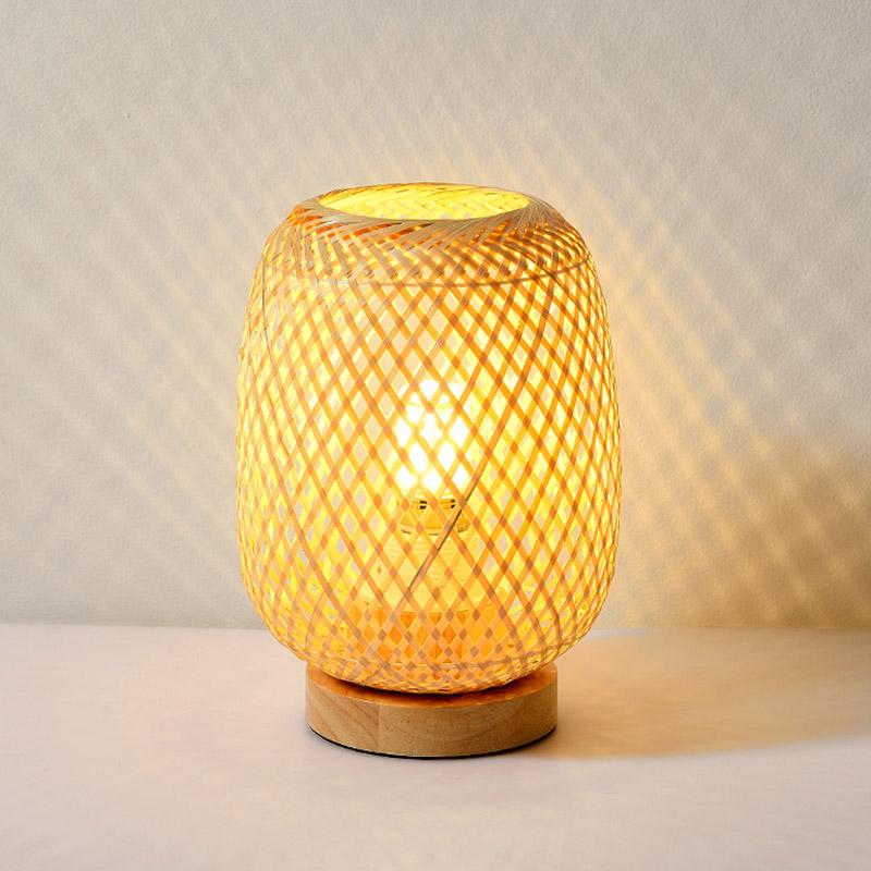 Japanese Rattan Table Lamp - Natural Ambient Lighting Charm for Home Decor

Enhance your space with this Japanese rattan table lamp, perfect for creating natural ambient lighting. Ideal for home decor, living rooms, and bedrooms, this stylish lamp combine