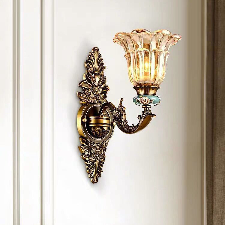 Traditional European Resin Zinc Alloy Glass Flower Wall Sconce for Living Room