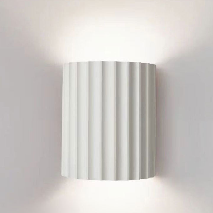 Contemporary Scandinavian Resin Half Column 2-Light Wall Sconce for Hallway

Enhance your hallway with this stylish contemporary wall sconce. Featuring a unique half column design, this 2-light fixture combines Scandinavian aesthetics with a modern resin