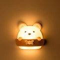 Creative Cartoon ABS Bear LED Night Light Wall Sconce Lamp for Kids Room, Cute Bear Design Nursery Light, Adjustable Brightness, Battery Operated Decorative Wall Lamp, Child-Friendly Nightlight for Boys and Girls
