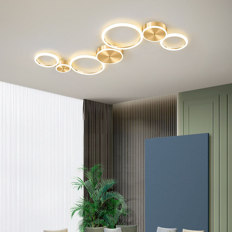 Modern Luxury Golden Circle Acrylic LED Flush Mount Ceiling Light for Living Room