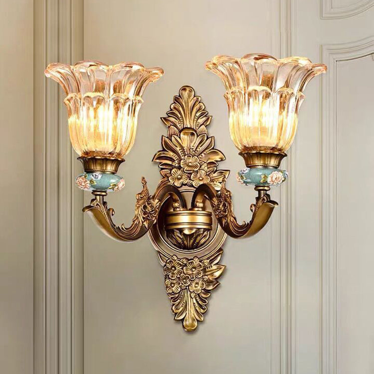 Traditional European Resin Zinc Alloy Glass Flower Wall Sconce for Living Room