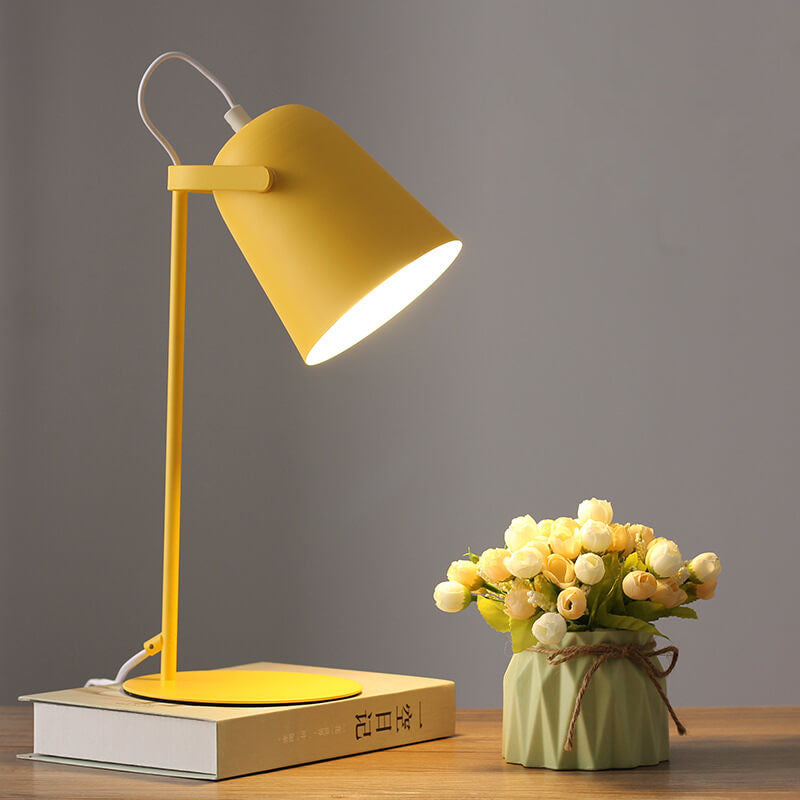 Nordic Macaron Color Iron Bucket Table Lamp 1-Light Design