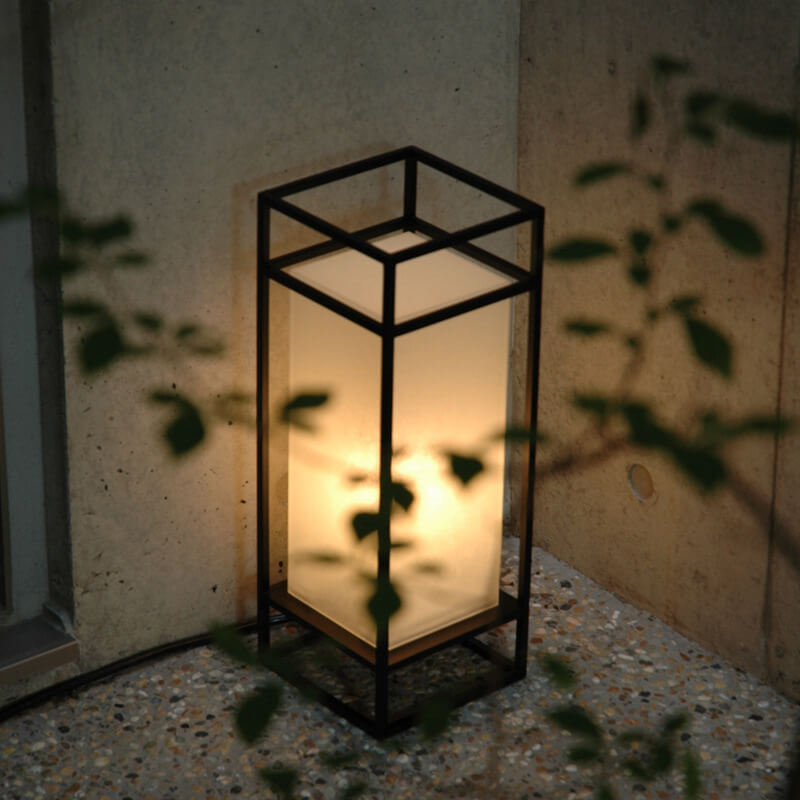 Japanese Tatami Rectangular Iron Floor Lamp - 1-Light Design for Elegant Home Decor