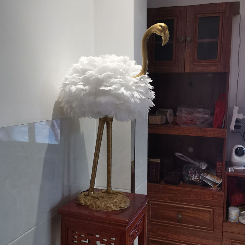 Contemporary Nordic Goose Feather Metal Flamingo Ball 1-Light Table Lamp for Bedside, Modern Accent Lighting, Decorative Bedroom Lamp, Unique Home Decor, Stylish Nightstand Light, Chic Flamingo Design, Soft Ambient Glow, Artful Lighting Fixture