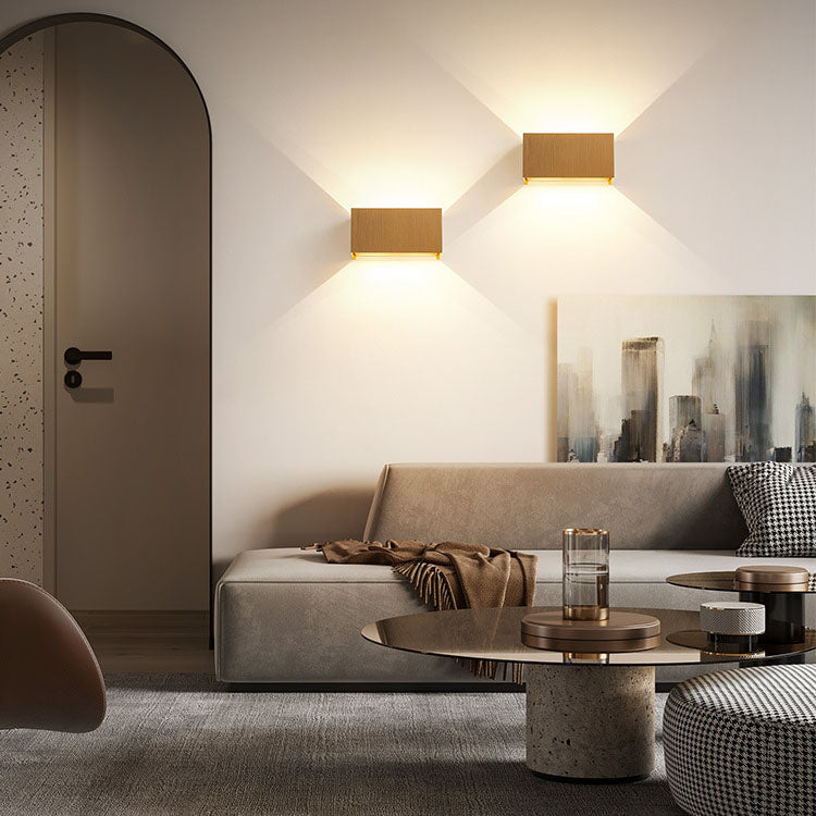 Modern Minimalist Aluminum Adjustable LED Wall Sconce for Entryway