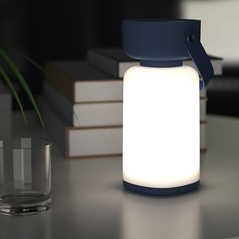 Modern Waterproof Portable LED Table Lamp for Outdoor Patio