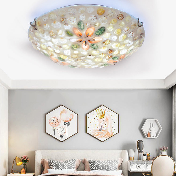 Contemporary Scandinavian Round Shell Flush Mount Ceiling Light - 2/3/4 Light for Living Room

Elevate your living space with this stylish Contemporary Scandinavian Round Shell Flush Mount Ceiling Light. Featuring a unique design with a blend of iron and