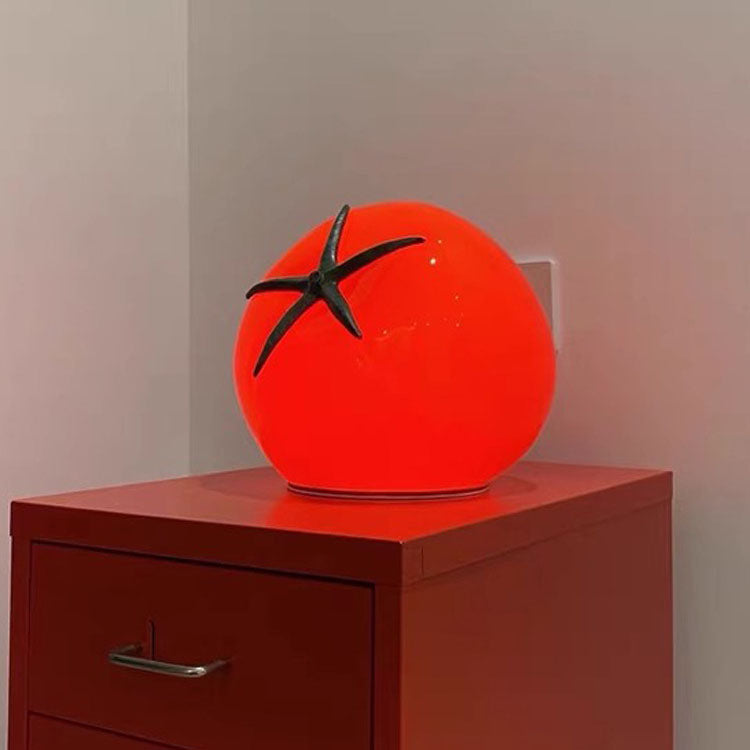 Modern Art Deco Resin Tomato Decorative USB LED Table Lamp for Living Room - Stylish Accent Lighting, Home Décor, Unique Gifts, Contemporary Table Light, USB Powered, Designer Lamp, Vintage-Inspired Design, Artistic Interior Illumination, Modern Decor Ess