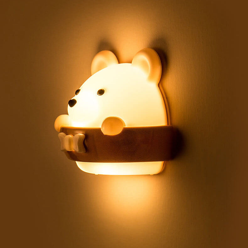 Creative Cartoon ABS Bear LED Night Light Wall Sconce Lamp for Kids Room, Cute Bear Design Nursery Light, Adjustable Brightness, Battery Operated Decorative Wall Lamp, Child-Friendly Nightlight for Boys and Girls