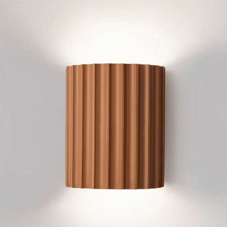 Contemporary Scandinavian Resin Half Column 2-Light Wall Sconce for Hallway

Enhance your hallway with this stylish contemporary wall sconce. Featuring a unique half column design, this 2-light fixture combines Scandinavian aesthetics with a modern resin
