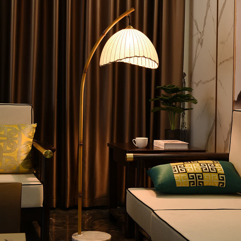 Retro Zen Bamboo Pole Floor Lamp - 1-Light Standing Lamp for Home Decor, Modern Lighting, Zen-inspired Design, Eco-Friendly Materials