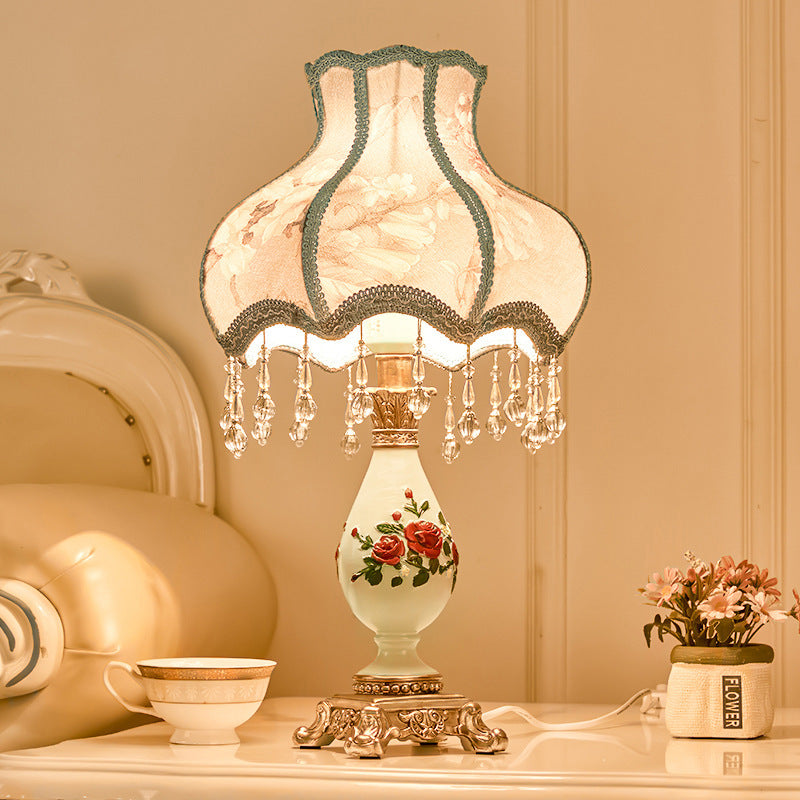 Traditional European Vase Resin Table Lamp - 1-Light for Bedroom Decor