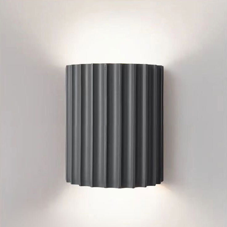 Contemporary Scandinavian Resin Half Column 2-Light Wall Sconce for Hallway

Enhance your hallway with this stylish contemporary wall sconce. Featuring a unique half column design, this 2-light fixture combines Scandinavian aesthetics with a modern resin