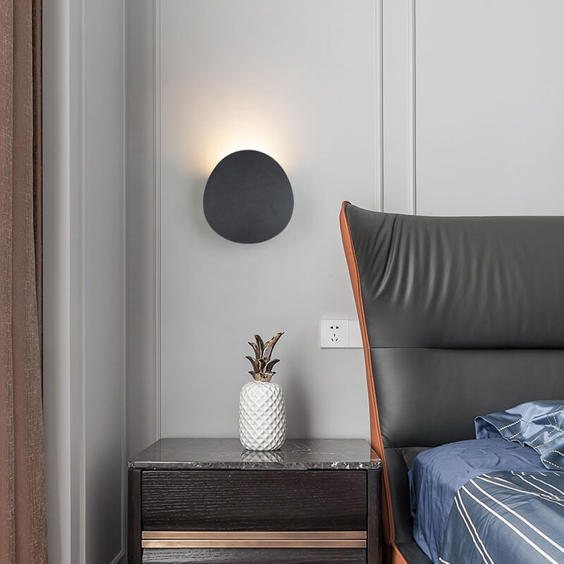 Minimalist 1-Light LED Wall Sconce for Indoor Outdoor Use
