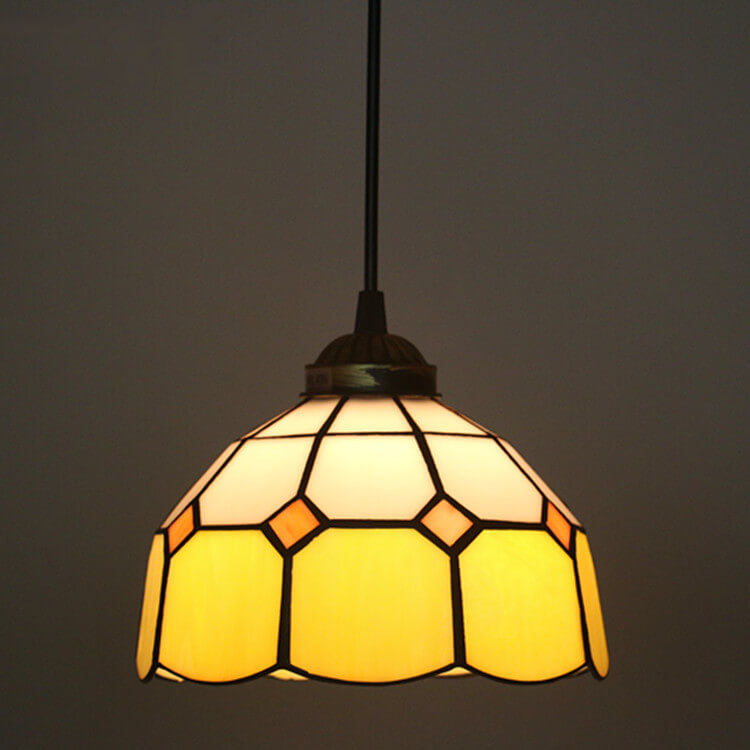Traditional Tiffany Stained Glass Pendant Light for Living Room, Round 1-Light Iron Dome Shade