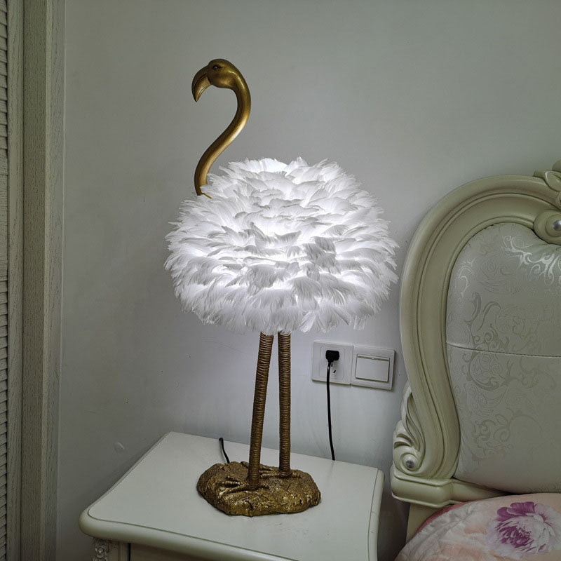 Contemporary Nordic Goose Feather Metal Flamingo Ball 1-Light Table Lamp for Bedside, Modern Accent Lighting, Decorative Bedroom Lamp, Unique Home Decor, Stylish Nightstand Light, Chic Flamingo Design, Soft Ambient Glow, Artful Lighting Fixture