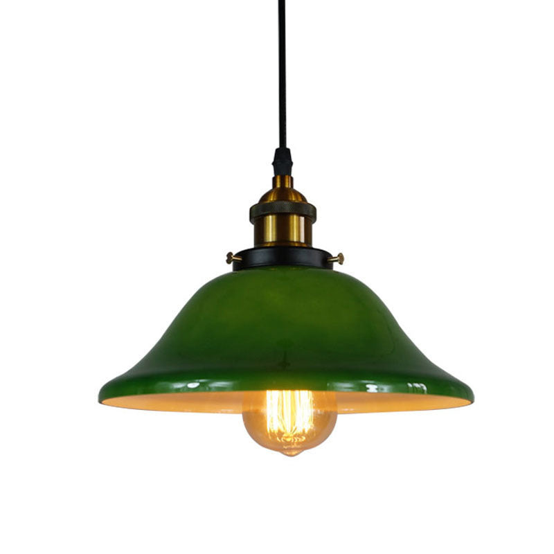 Contemporary Retro Emerald Green Flared Glass Pendant Light for Dining Room

Brighten your dining room with this stylish, contemporary retro pendant light. The emerald green flared glass shade adds a pop of elegance, making it the perfect ceiling fixture
