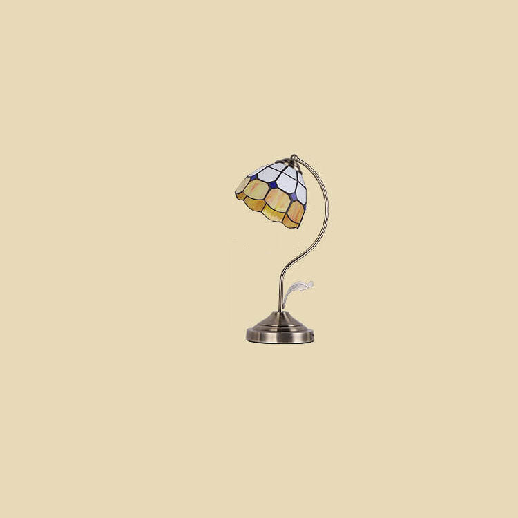 European Vintage Tiffany Round Head Glass Hardware 1-Light Table Lamp, Antique Style Tiffany Lamp, Stained Glass Table Lamp, Art Nouveau Lighting, Decorative Desk Lamp, Unique Home Decor, Vintage Lighting, Classic Tiffany Design, Handmade Stained Glass La