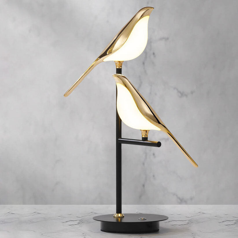 Nordic Minimalist Magpie LED Table Lamp - Contemporary Bird Design, Soft Light, Energy Efficient, Ideal for Home Decor