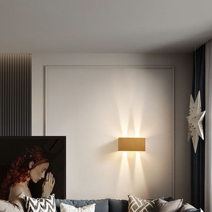 Modern Minimalist Aluminum Adjustable LED Wall Sconce for Entryway