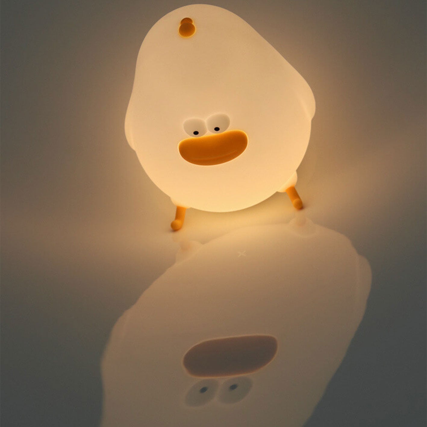 Cartoon LED Silicone Chick Night Light USB Table Lamp Cute Baby Nursery Decor Soft Glow Sleeping Lamp Kids Room Nightlight for Children Battery Operated Adjustable Brightness Color Changing Portable Sleep Aid Gift for Boys & Girls