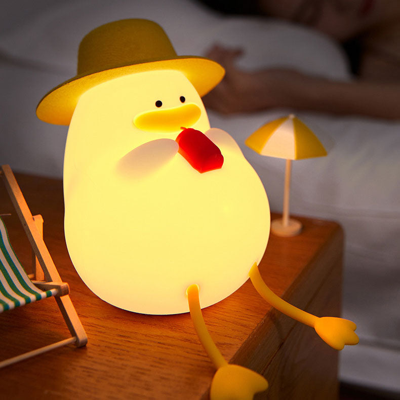 Contemporary Creative Kids Cartoon Silicone Duck Night Light LED Table Lamp for Bedroom, Baby Nursery, Soft Glow, Cute Designs, Rechargeable, Sleep Aid, Child-Friendly, Decorative Lighting, Gift for Kids, LED Nursery Lamp, Fun Bedroom Decor