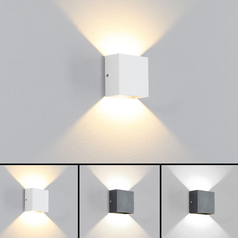 Modern Minimalist Square Aluminum LED Wall Sconce Lamp

Illuminate your space with our sleek modern minimalist square aluminum LED wall sconce lamp. Designed for versatility and elegance, this wall light fixture enhances any decor while providing energy-e