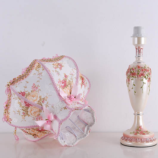 European Romantic Fabric Tassel Table Lamp - 1-Light Elegance for Home Décor