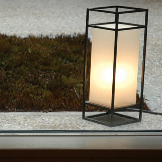 Japanese Tatami Rectangular Iron Floor Lamp - 1-Light Design for Elegant Home Decor