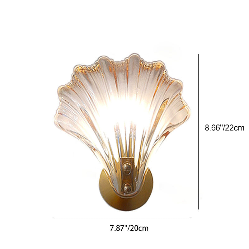 Modern Art Deco Scalloped Shell Amber Glass Wall Sconce Lamp - Brass Frame 1-Light Design for Bedroom