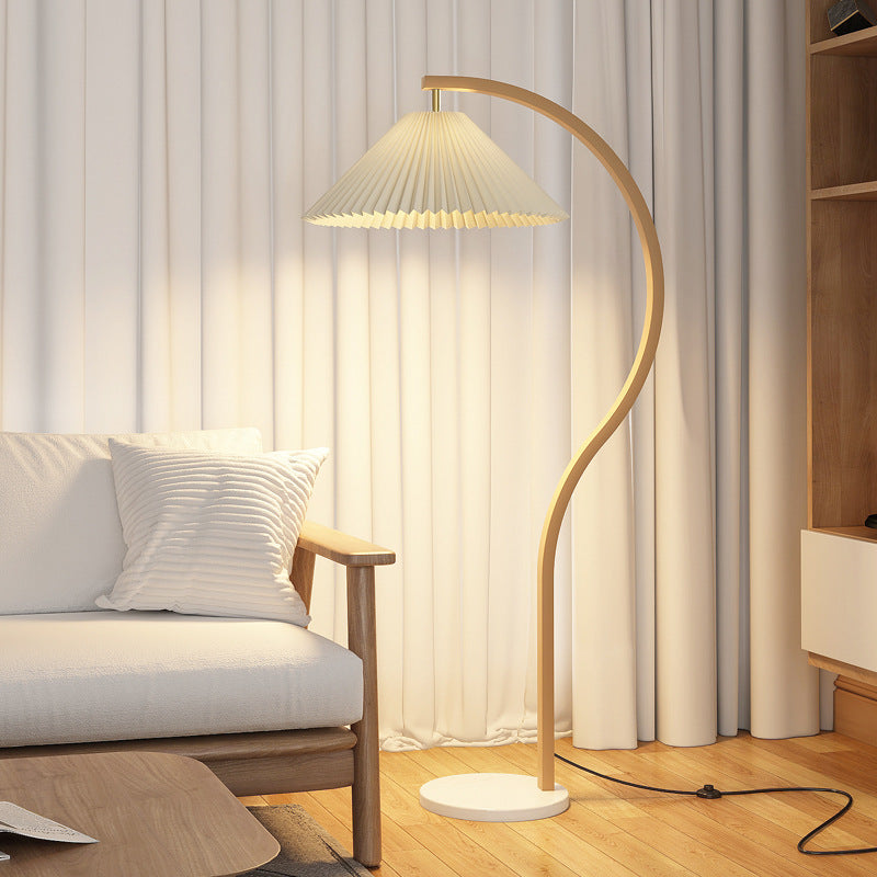 Modern Minimalist Pleated Fabric & Curved Iron 1-Light Floor Lamp for Living Room