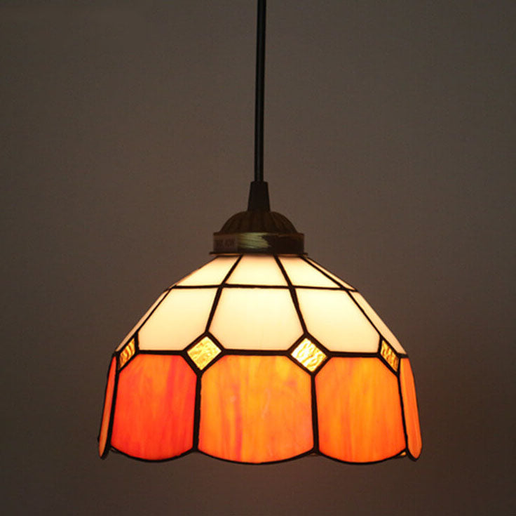 Traditional Tiffany Stained Glass Pendant Light for Living Room, Round 1-Light Iron Dome Shade