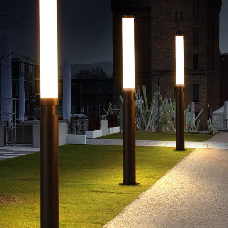 Modern Acrylic Waterproof Creative Lipstick LED Lawn Floor Lamp