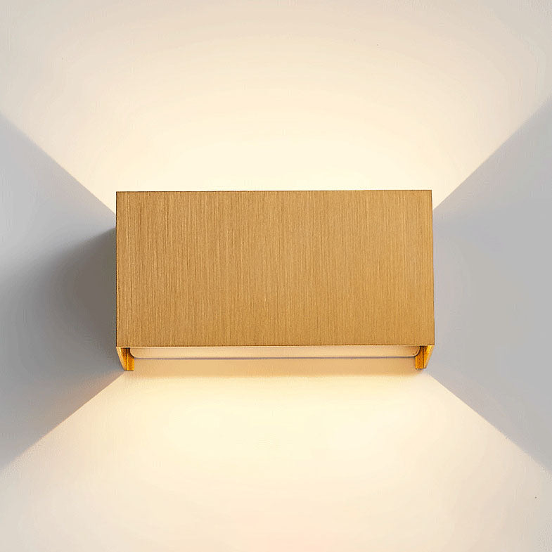 Modern Minimalist Aluminum Adjustable LED Wall Sconce for Entryway