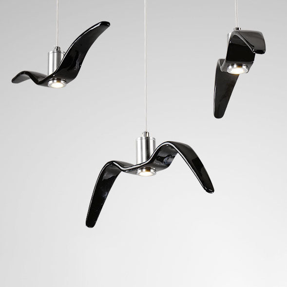 Contemporary Nordic Wrought Iron Seagull LED Pendant Light for Living Room