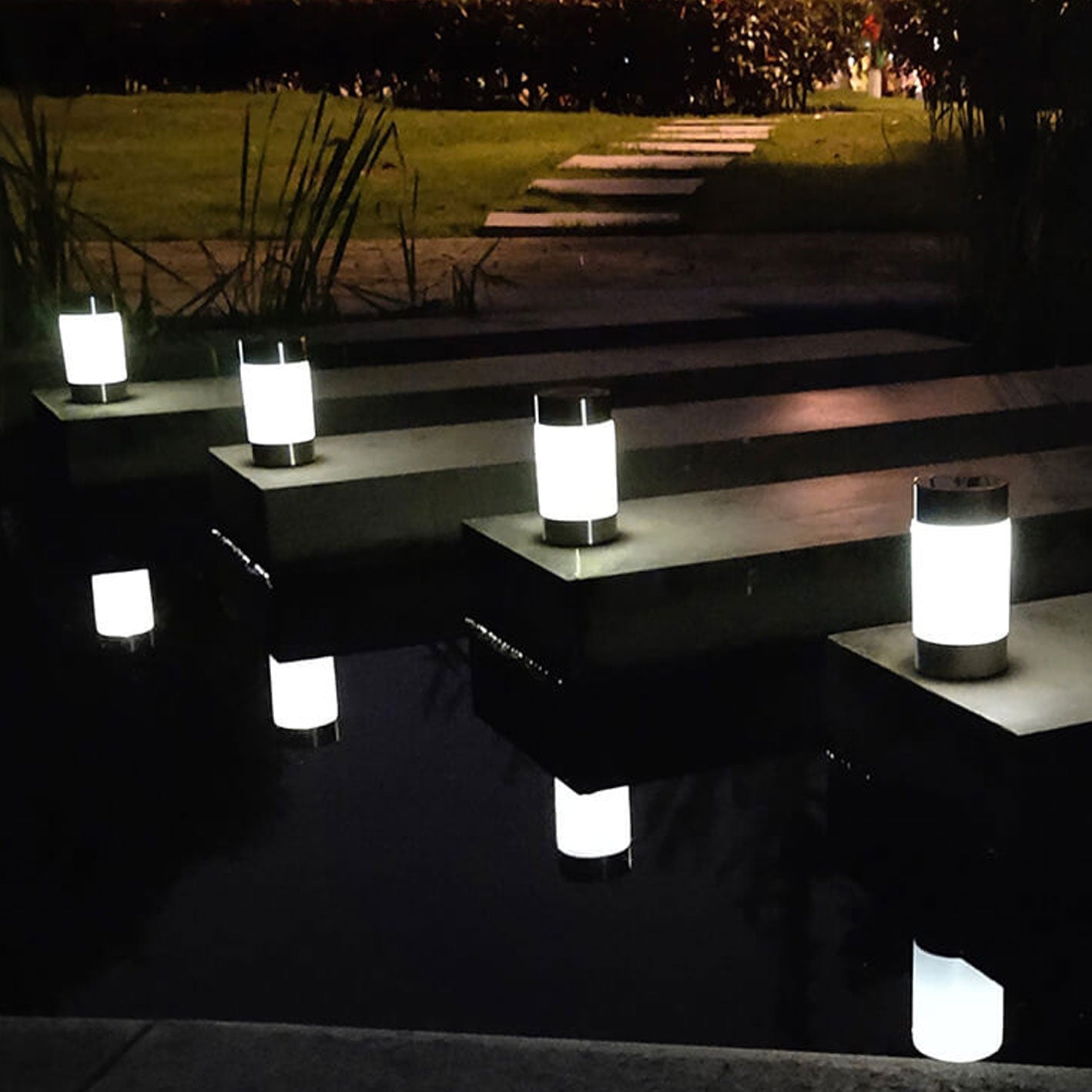 Solar Plastic Cylindrical LED Outdoor Lawn Light

Illuminate your garden with this solar-powered LED outdoor lawn light. Featuring a durable plastic cylindrical design, it harnesses sunlight during the day and provides bright, energy-efficient lighting at