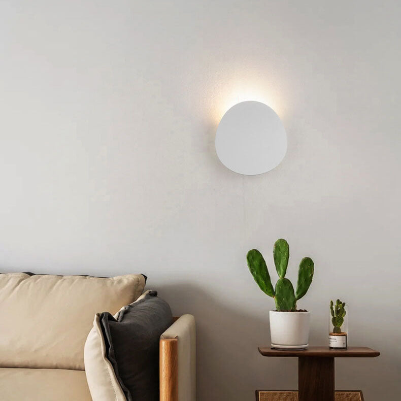 Minimalist 1-Light LED Wall Sconce for Indoor Outdoor Use