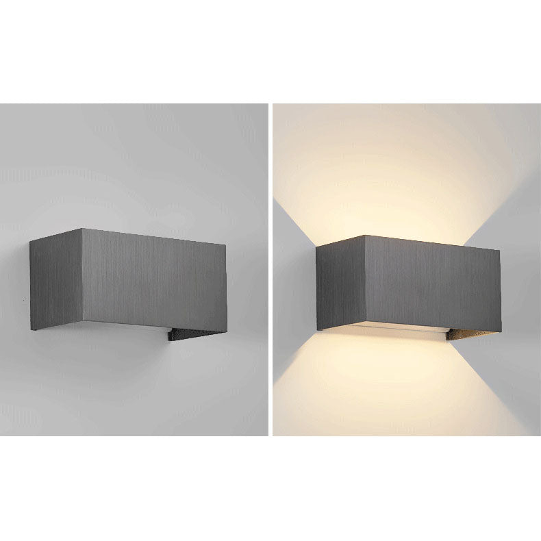 Modern Minimalist Adjustable Aluminum LED Wall Sconce for Entryway