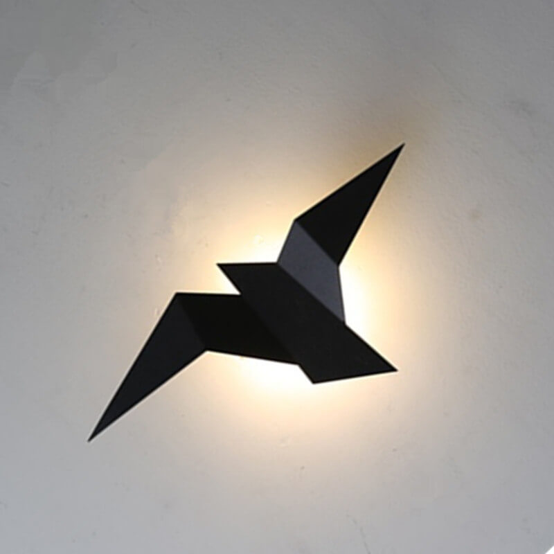 Modern Bird Metal LED Wall Sconce - Creative Flying Design, 1-Light Fixture for Home Decor, Stylish Wall Lighting