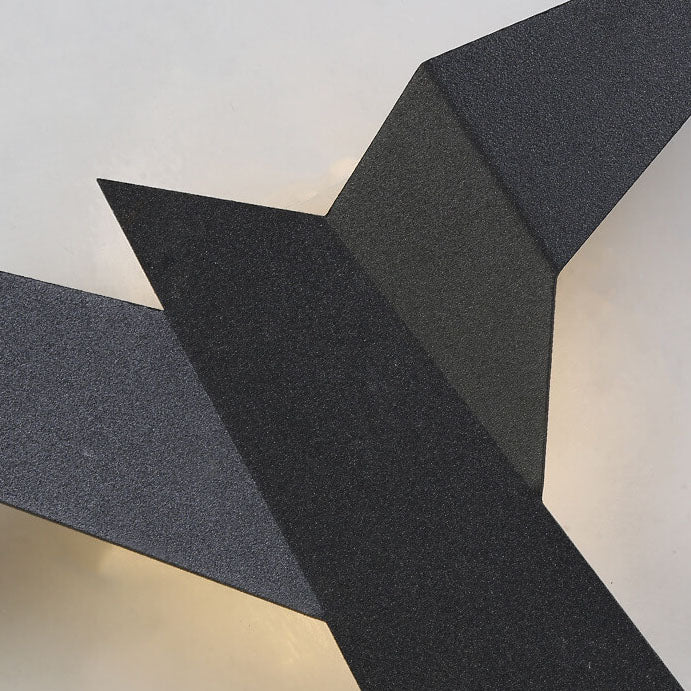 Modern Bird Metal LED Wall Sconce - Unique Flying Design, Adjustable Light Angle, Contemporary Home Decor, Energy Efficient Lighting, Stylish Wall Lamp for Living Room and Bedroom