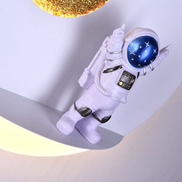 Contemporary Iron Resin Round Astronaut LED Wall Sconce Lamp for Bedroom, Modern Space-Themed Lighting, Unique Decorative Wall Light Fixture, Astronaut Design Night Light, Kids Room Decor, Space Adventure Bedroom Lighting, Stylish LED Wall Lamp, Creative