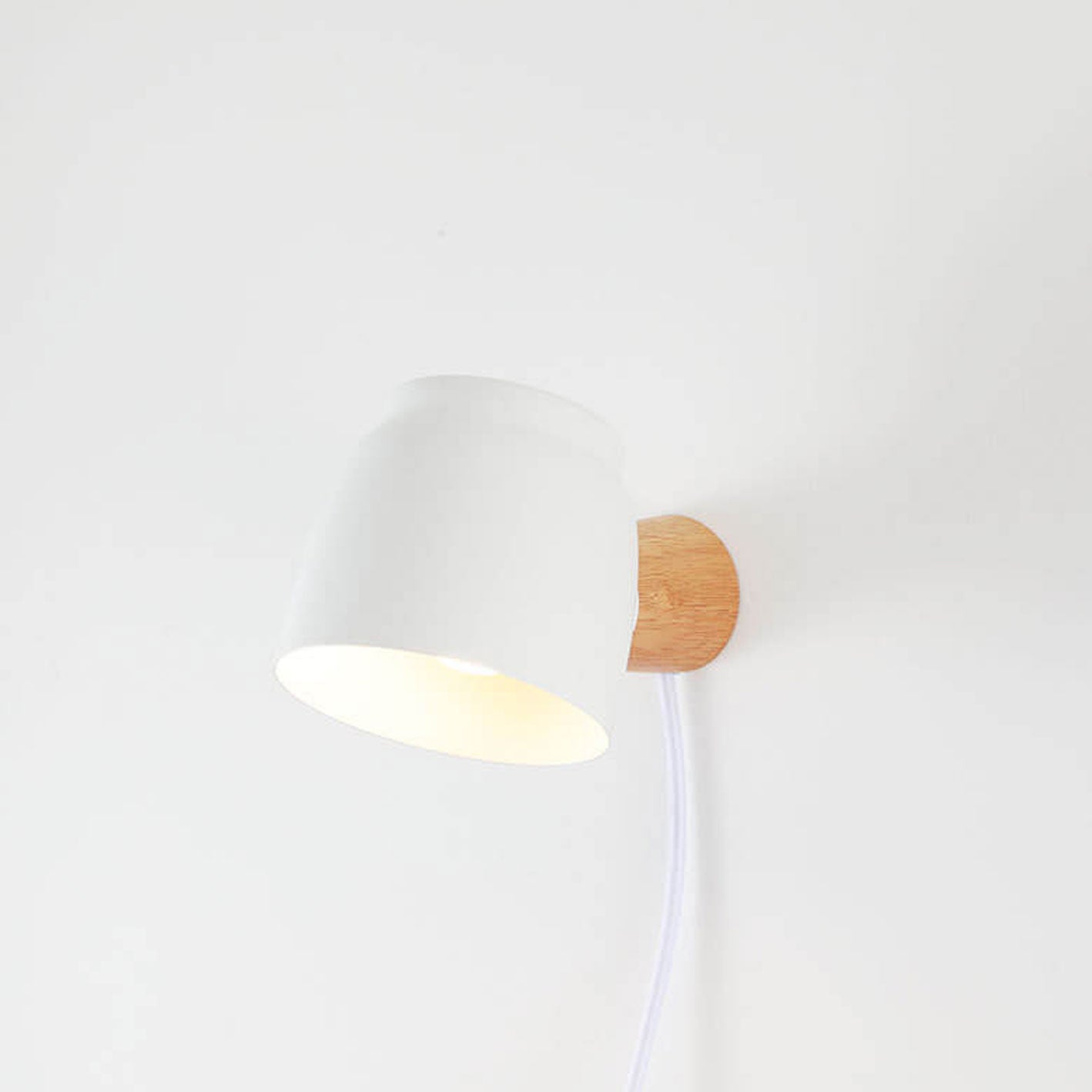 Nordic Minimalist Column Barrel Wall Sconce - 1-Light Rotatable Lamp
