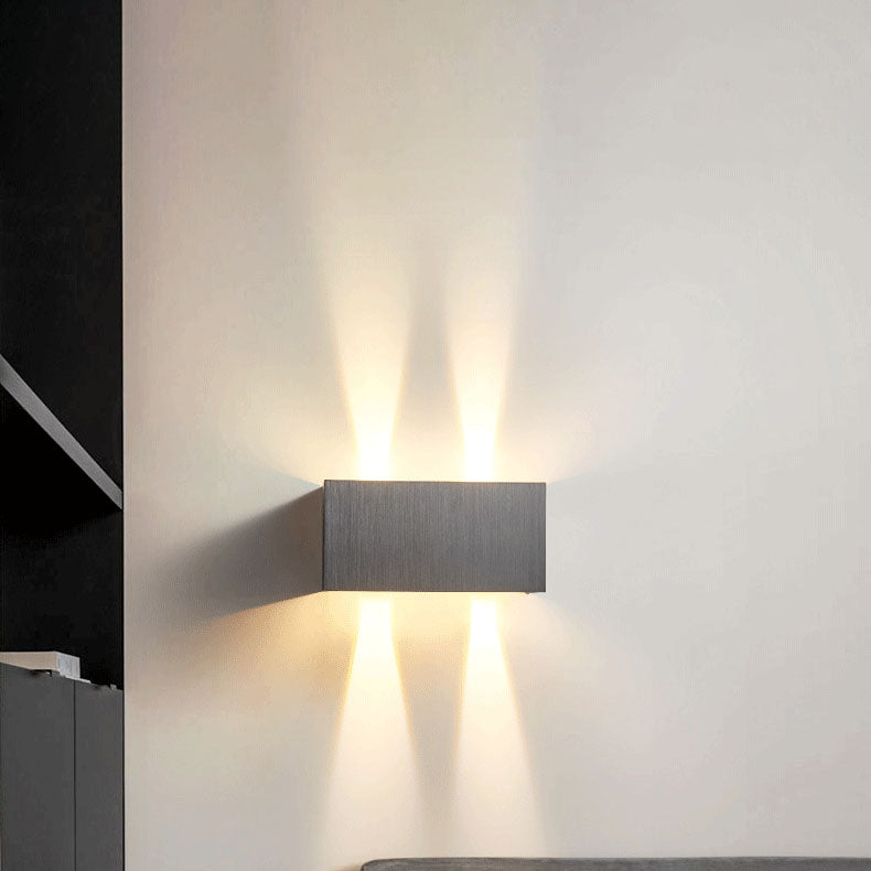 Modern Minimalist Aluminum Adjustable LED Wall Sconce for Entryway