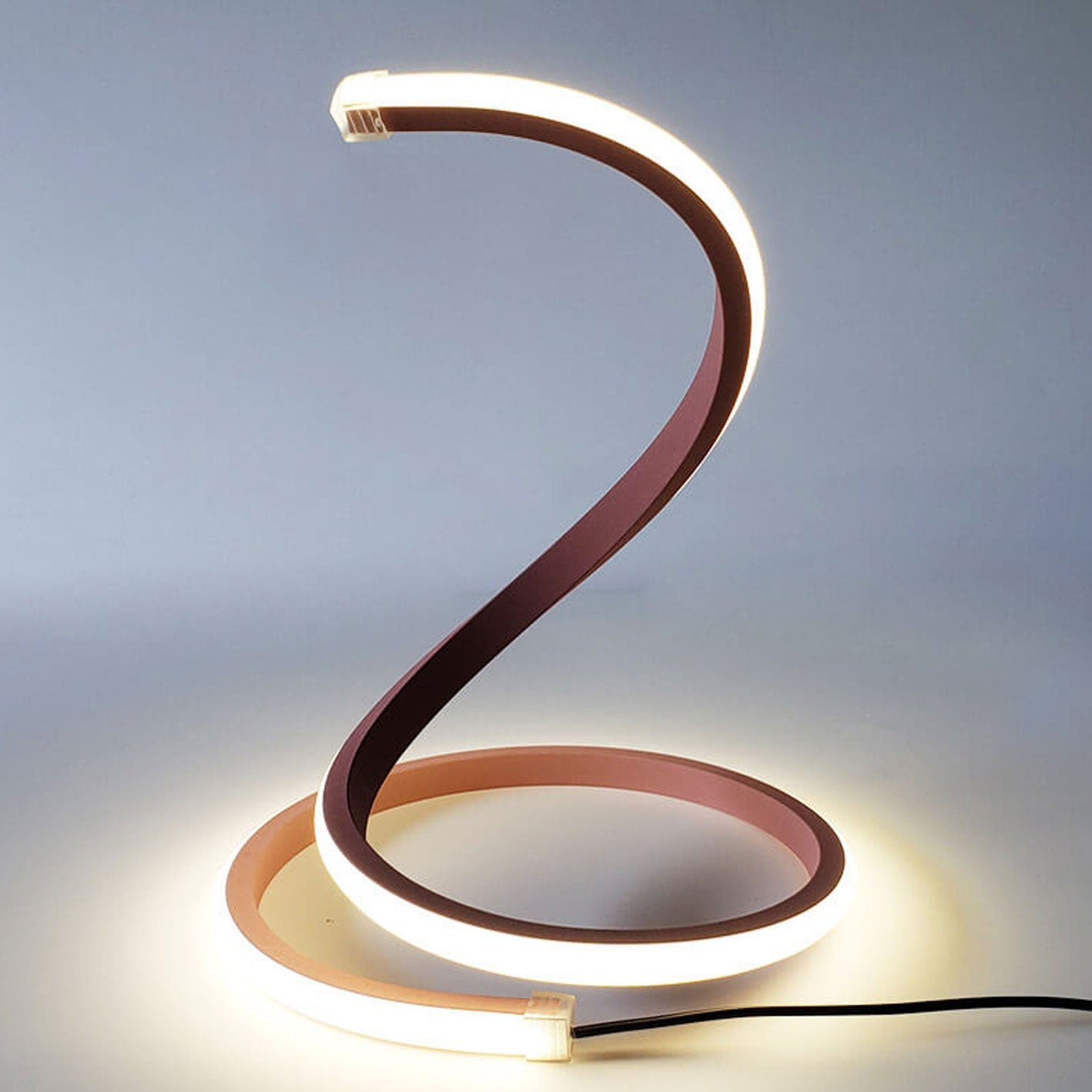 Modern Creative Snake Shape LED Touch Dimming Table Lamp, Adjustable Brightness Desk Light, Flexible Curved Design, USB Rechargeable, Stylish Bedroom Decor, Unique Nightstand Lighting, Home Office Desk Lamp, Contemporary Interior Lighting, Energy-Efficien