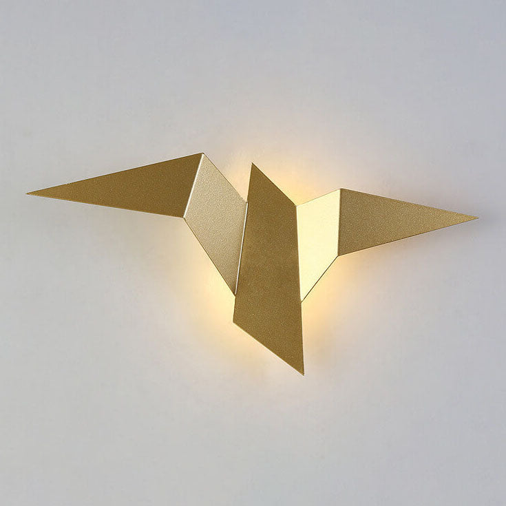 Modern Bird Metal LED Wall Sconce - Creative Flying Design, 1-Light Fixture for Home Decor, Stylish Wall Lighting