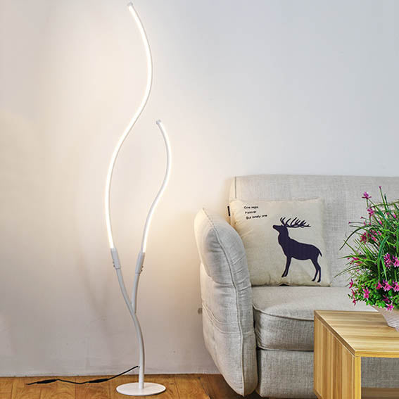 Modern Minimalist Curved Line LED Floor Lamp - Stylish & Energy-Efficient Lighting