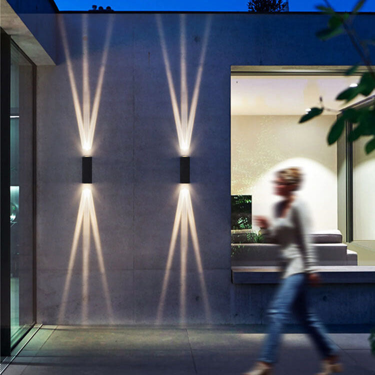 Modern Aluminum Double-Headed LED Wall Sconce for Outdoor Patio Lighting