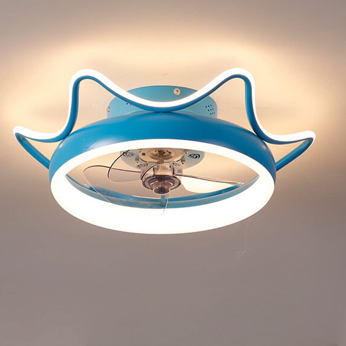Nordic Light Luxury Round Wrought Iron LED Ceiling Fan Light