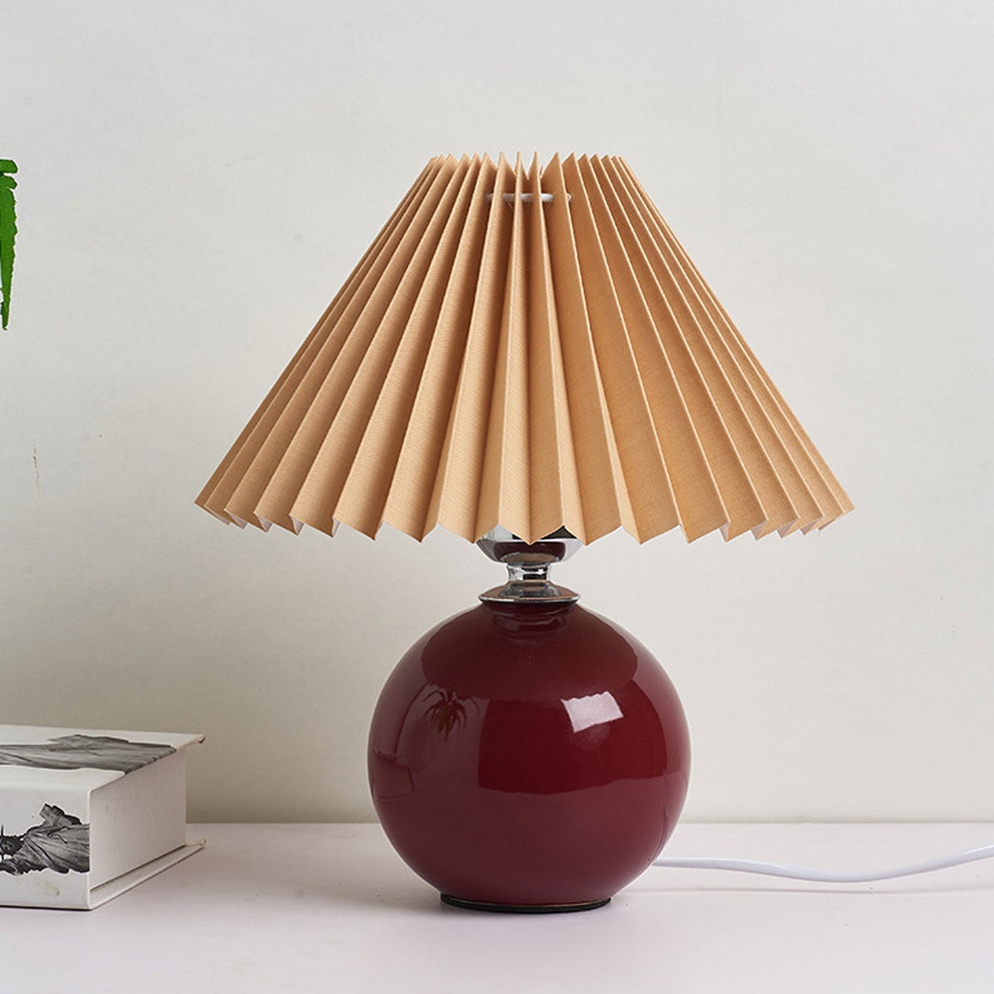 Nordic Minimalist Ceramic Pleated Table Lamp - 1-Light Design, Modern Home Decor, Scandinavian Style Lighting